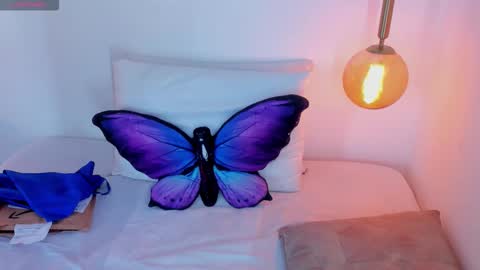 Ivy  online show from February 27, 11:10 am