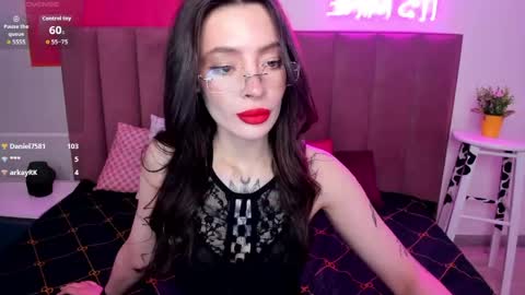 Ivy online show from May 30, 2:53 am