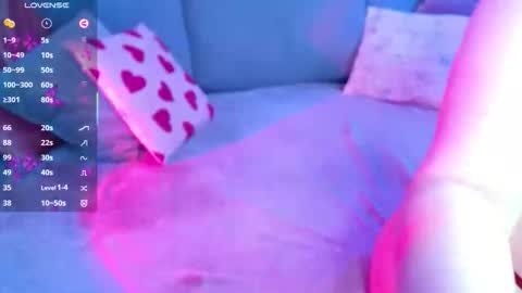 Ivy online show from June 2, 7:09 am