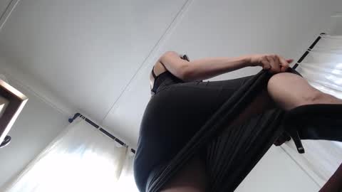 Ivy Rosie online show from February 6, 3:37 pm