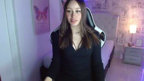 Ivy online show from February 5, 8:14 pm