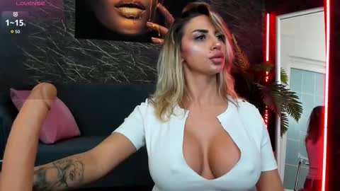 izabelatessa online show from November 20, 8:21 pm