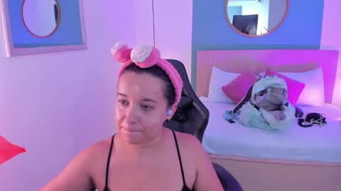 Iza online show from September 13, 2:30 am