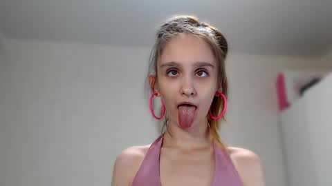 jackie__morgan online show from December 26, 1:21 pm