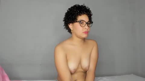 Jadeleidy Dorthini online show from November 13, 9:25 pm