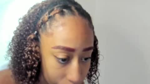 Jade smile online show from March 5, 2:46 pm