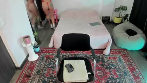 Jade  independent model online show from January 16, 1:40 pm