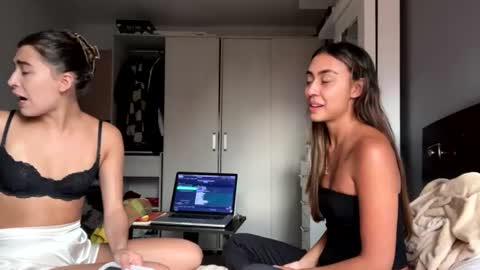 Jade online show from July 3, 10:49 pm