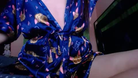 jade online show from February 3, 5:16 am