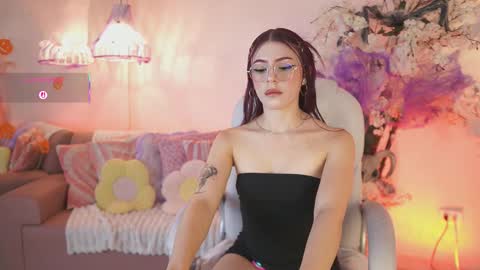 Jade Summer online show from October 18, 12:19 pm