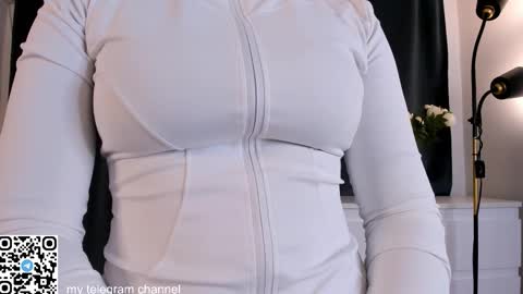 Helen online show from February 22, 8:54 pm