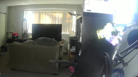  Haute Mama  online show from January 15, 7:20 pm