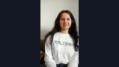 Lisa online show from September 17, 9:29 am