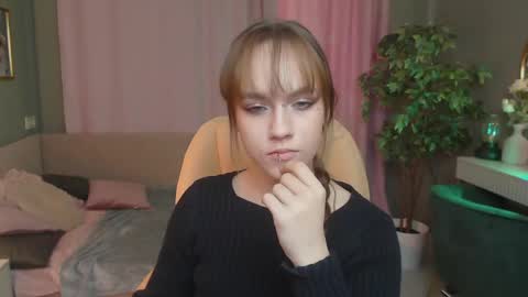 jamie_chung online show from March 22, 3:01 am