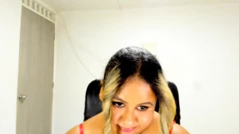 jan_milkhot online show from April 19, 4:01 am