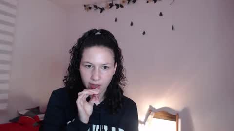 Jane online show from March 7, 11:37 pm