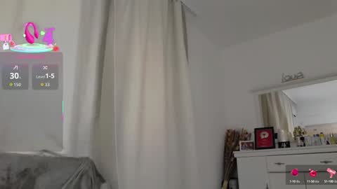 Janelle Brown online show from September 23, 3:32 pm