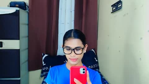 janice_143 online show from May 13, 1:39 pm