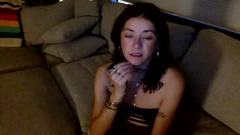 janicepepper online show from May 15, 9:12 am