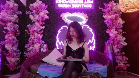 janne online show from November 25, 1:13 pm