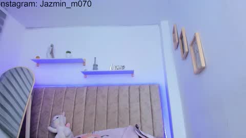 Jane online show from December 15, 6:40 am