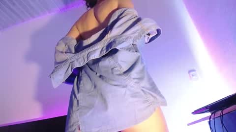 Jassper  Brenda online show from March 27, 1:40 am