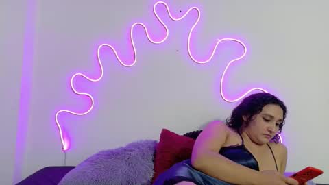 jazminepark online show from December 14, 4:51 am