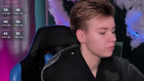 jean_wilsons online show from March 5, 11:17 am