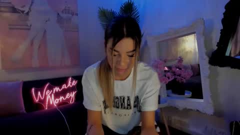 jelly__beanss online show from September 9, 7:46 pm