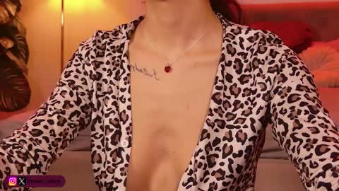 jelly__beanss online show from April 3, 5:16 am