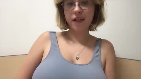 Inna  online show from October 6, 1:28 pm