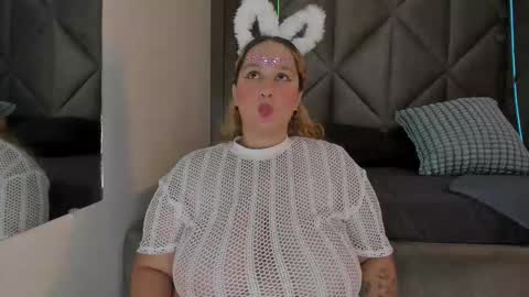 Jena  online show from December 19, 8:12 pm