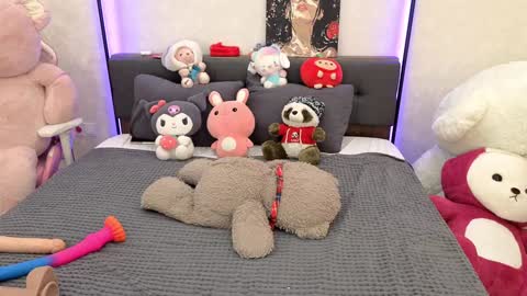 Dolly online show from September 26, 1:42 pm