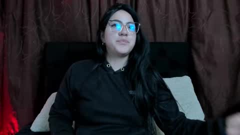 jeniferpowell_nm online show from March 24, 10:37 pm