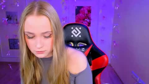 Jenny online show from May 10, 6:21 pm