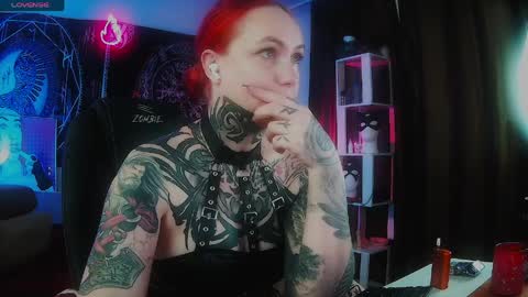 Mrs. Jenna online show from March 30, 1:05 am