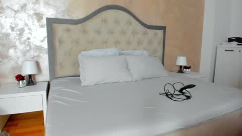 JennaMyers online show from February 1, 8:16 pm