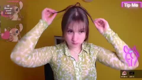 Jennifer online show from February 18, 6:48 am