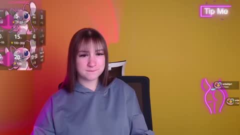 Jennifer online show from March 6, 6:41 am