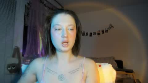 Jennifer Jenny Darling   online show from February 28, 7:24 pm