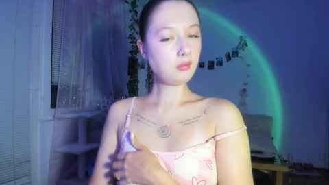 Jennifer Jenny Darling   online show from November 14, 7:36 pm