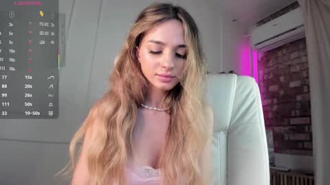 jenny_harringtons online show from October 27, 7:48 am