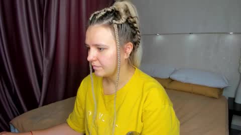 Jenny online show from October 23, 9:26 am