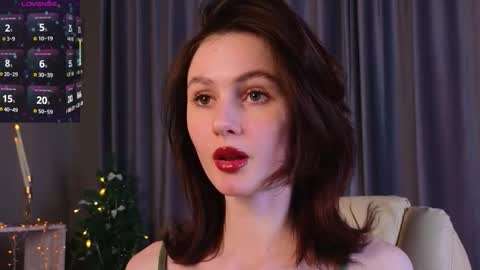 jennyfer_me online show from December 21, 4:00 pm