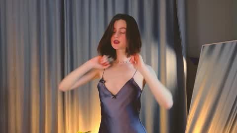 jennyfer_me online show from March 6, 1:06 pm