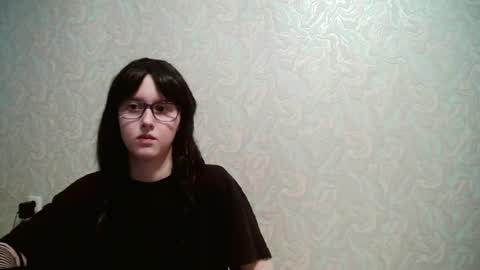 JennyOlset online show from April 9, 9:04 am