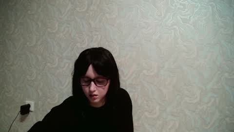 JennyOlset online show from December 10, 7:22 pm