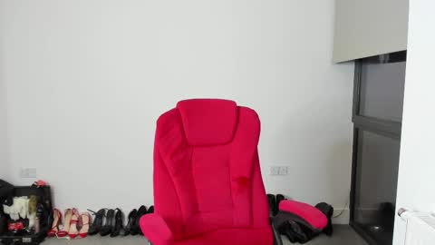 MistressJesicaCoper online show from December 14, 5:02 am