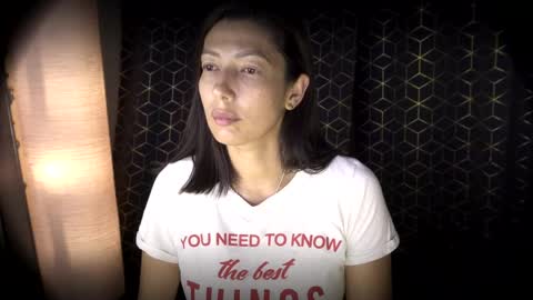 Jessica Gomez online show from April 18, 3:31 am