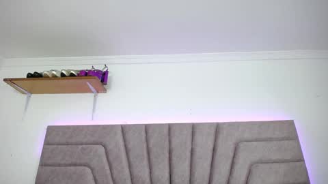 Jessica Kraft online show from September 26, 2:31 am